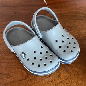 CROCS Kids Light Gray Clog Sandals with Navy Trim